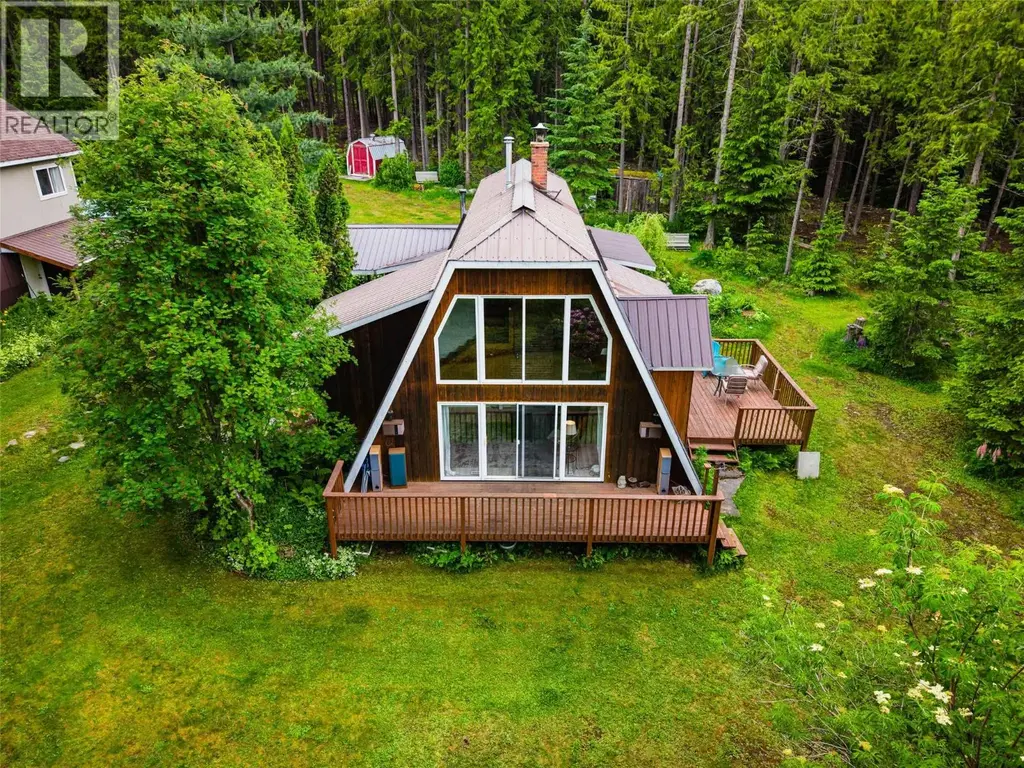 7346 Harrop Procter Road, Procter